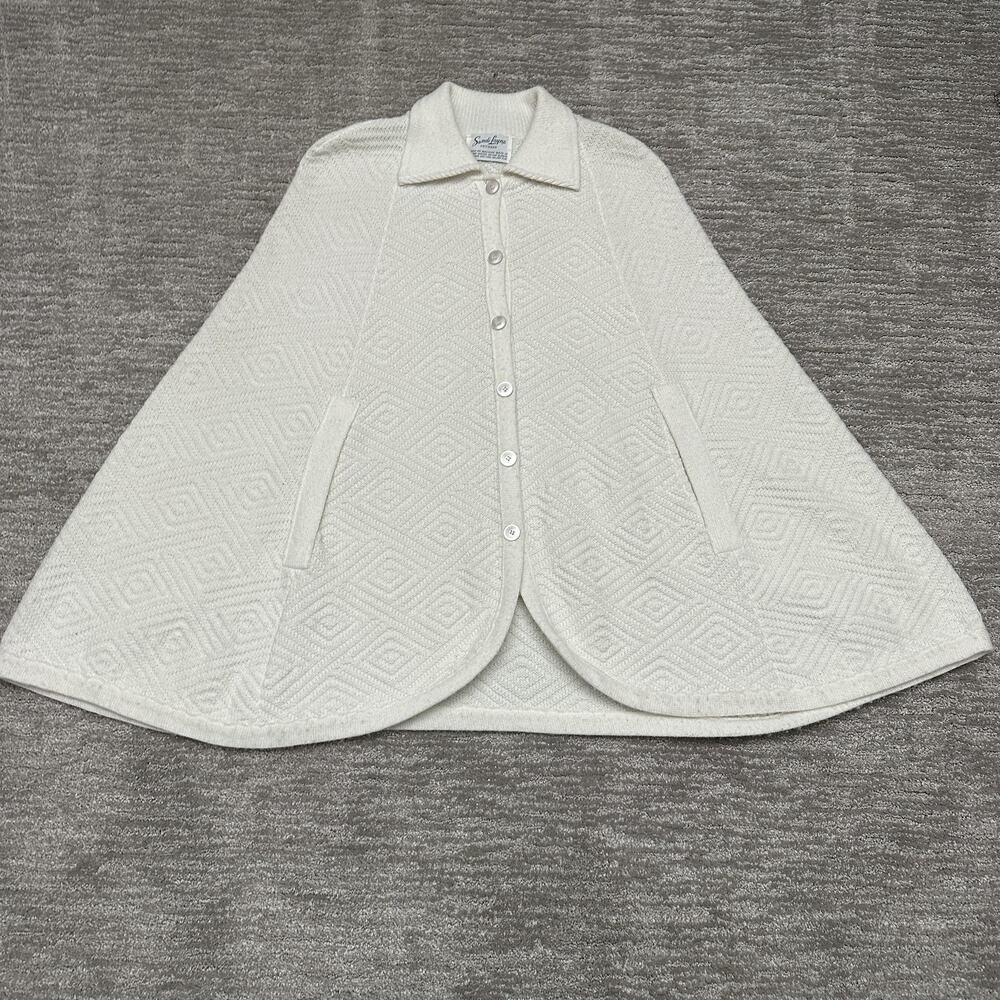 VTG Sandi Layne Cape Womens One Size White Knit Button Front Geometric Poncho